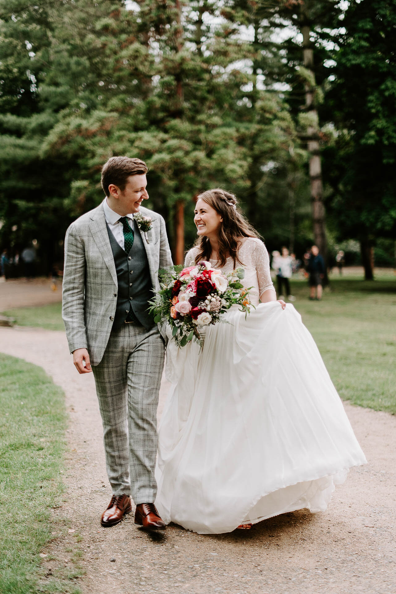 london-city-church-wedding-hampton-bushy-park-st-marys-church-114.jpg