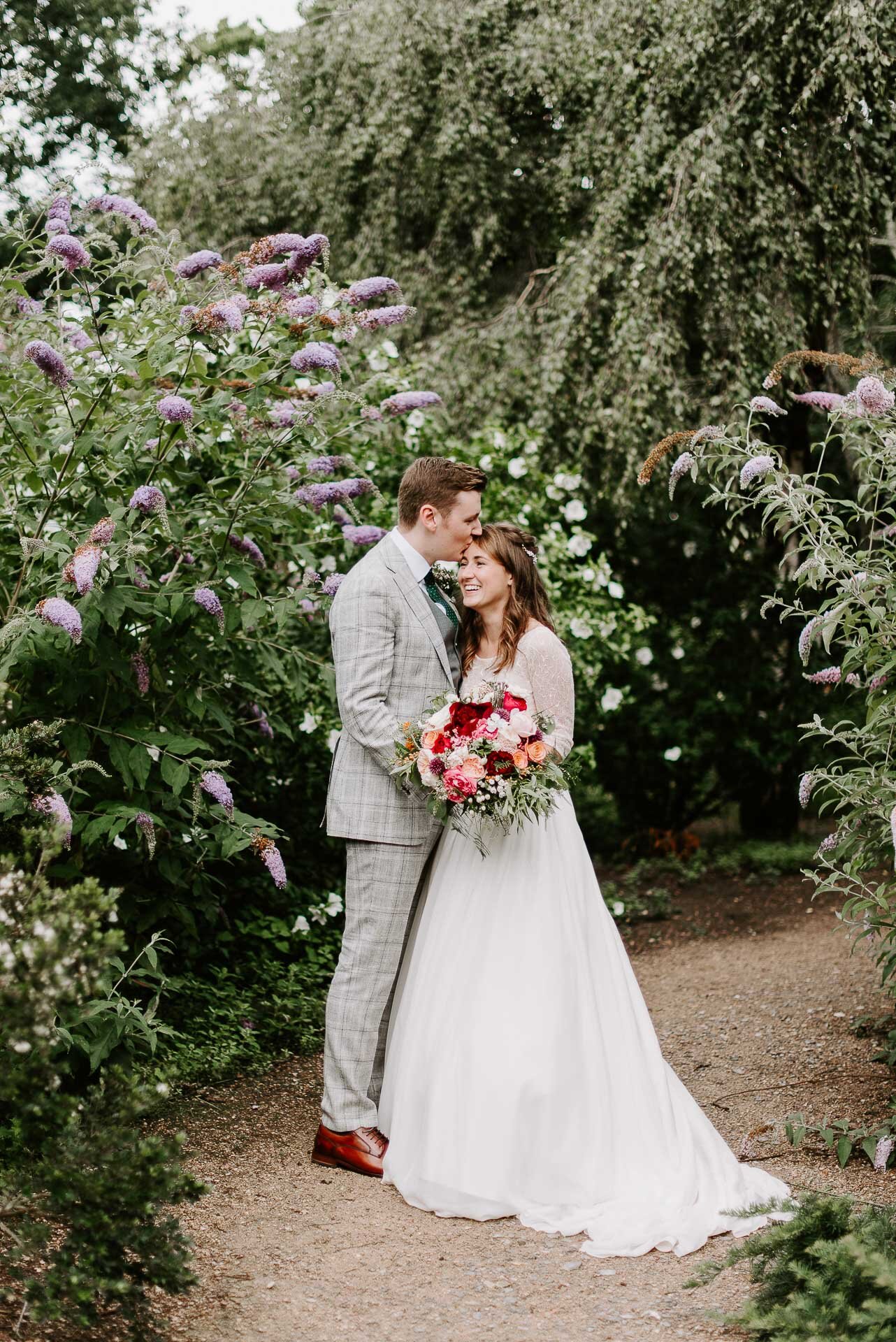 london-city-church-wedding-hampton-bushy-park-st-marys-church-119.jpg