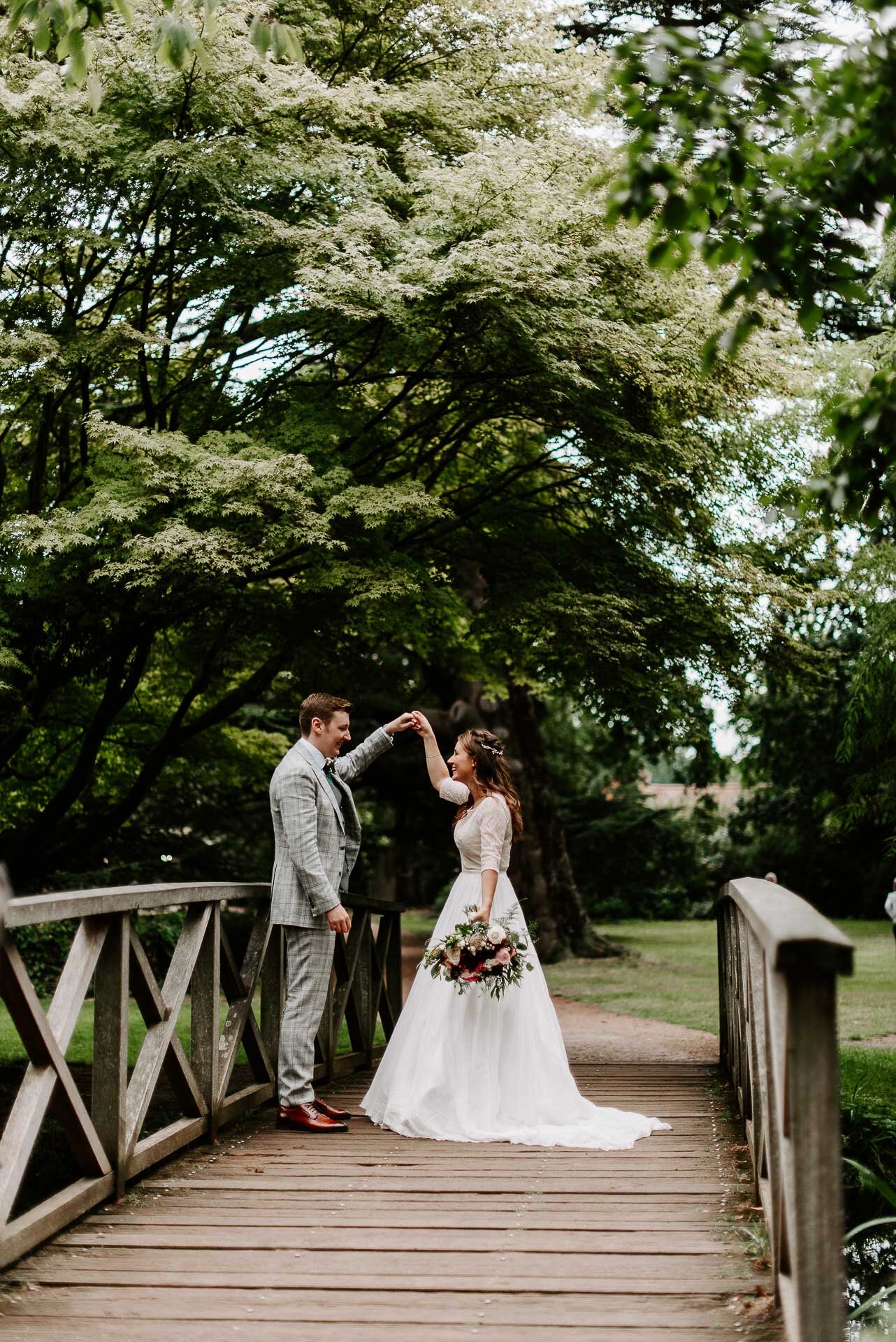 london-city-church-wedding-hampton-bushy-park-st-marys-church-132.jpg