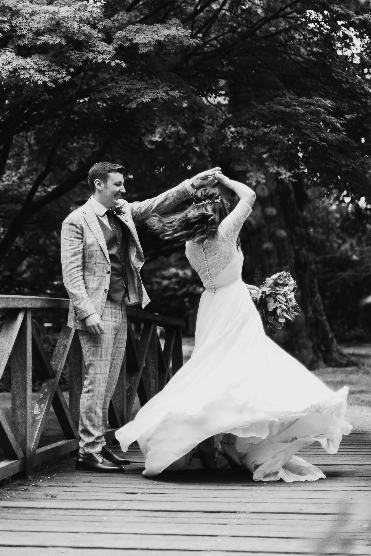 london-city-church-wedding-hampton-bushy-park-st-marys-church-134.jpg