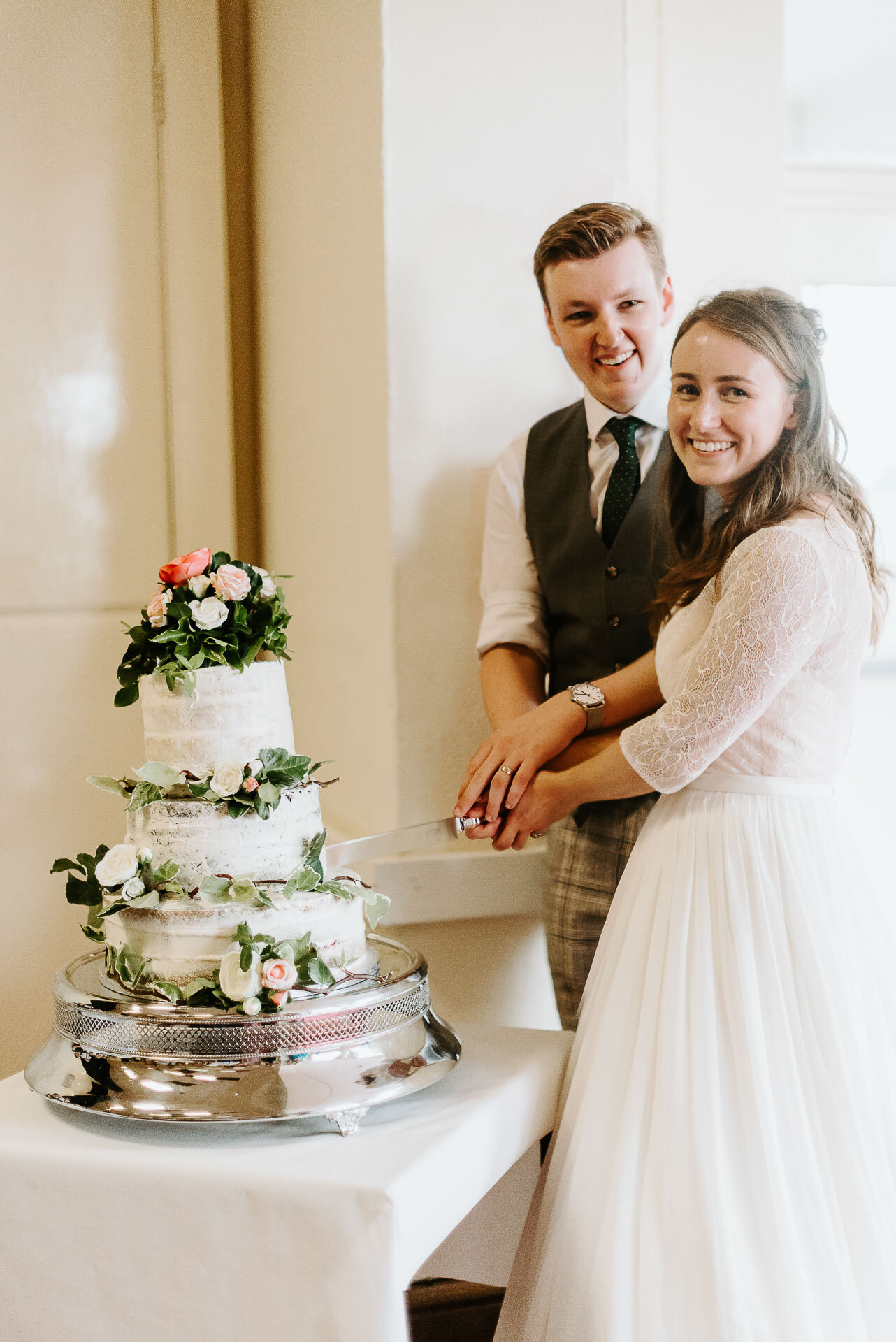 london-city-church-wedding-hampton-bushy-park-st-marys-church-174.jpg