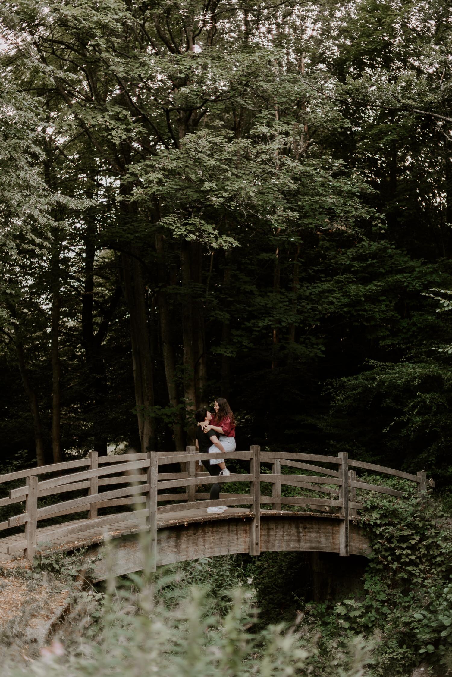 MegNiamh - Couple Shoot - Virginia Water - Laura Williams Photography -19.jpg