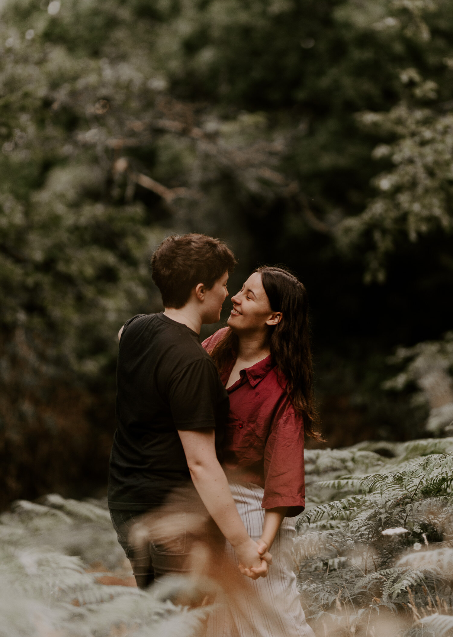 MegNiamh - Couple Shoot - Virginia Water - Laura Williams Photography -28.jpg