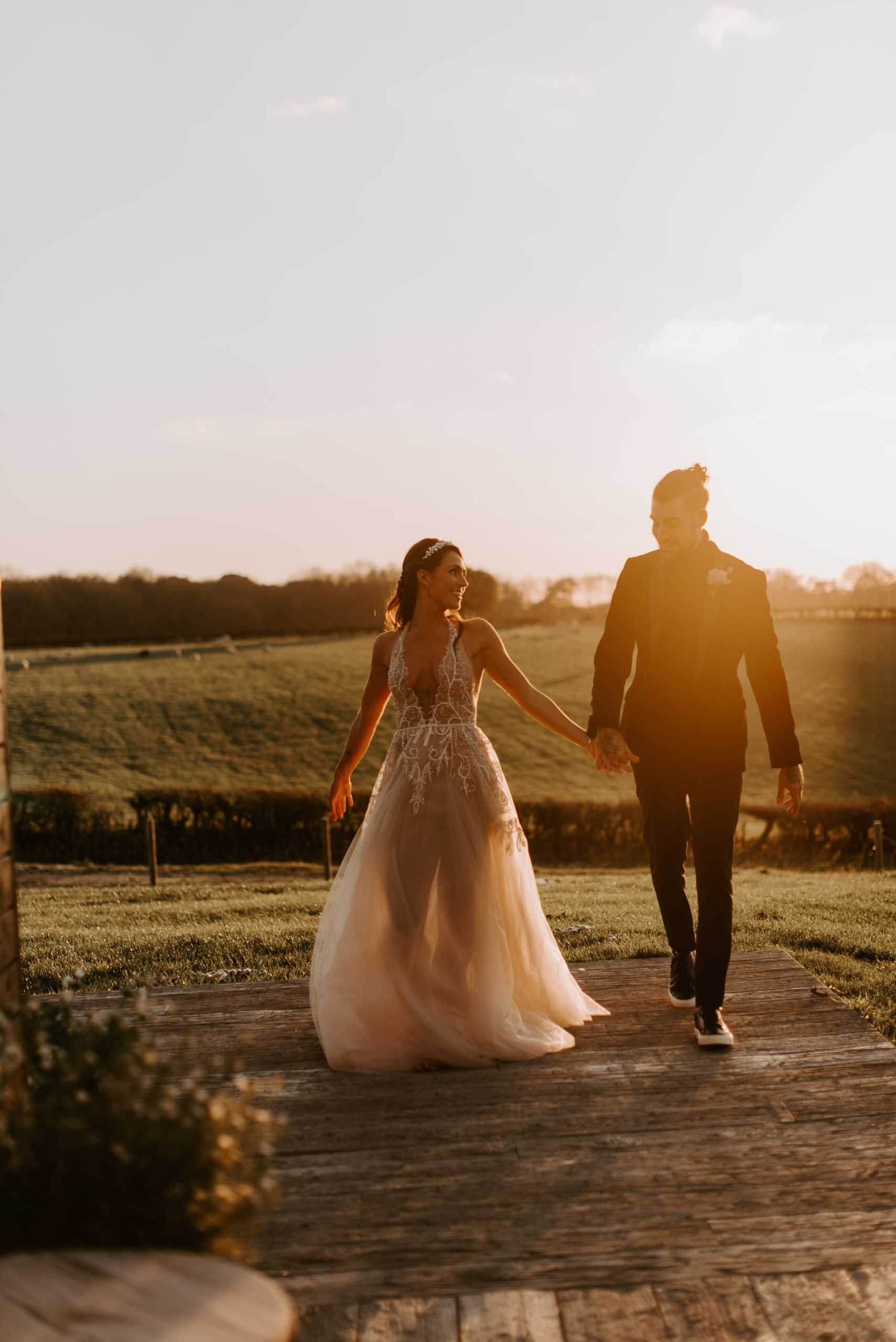 Botley-Hill-Barn-4-November-Laura-Williams-Photography-200.jpg
