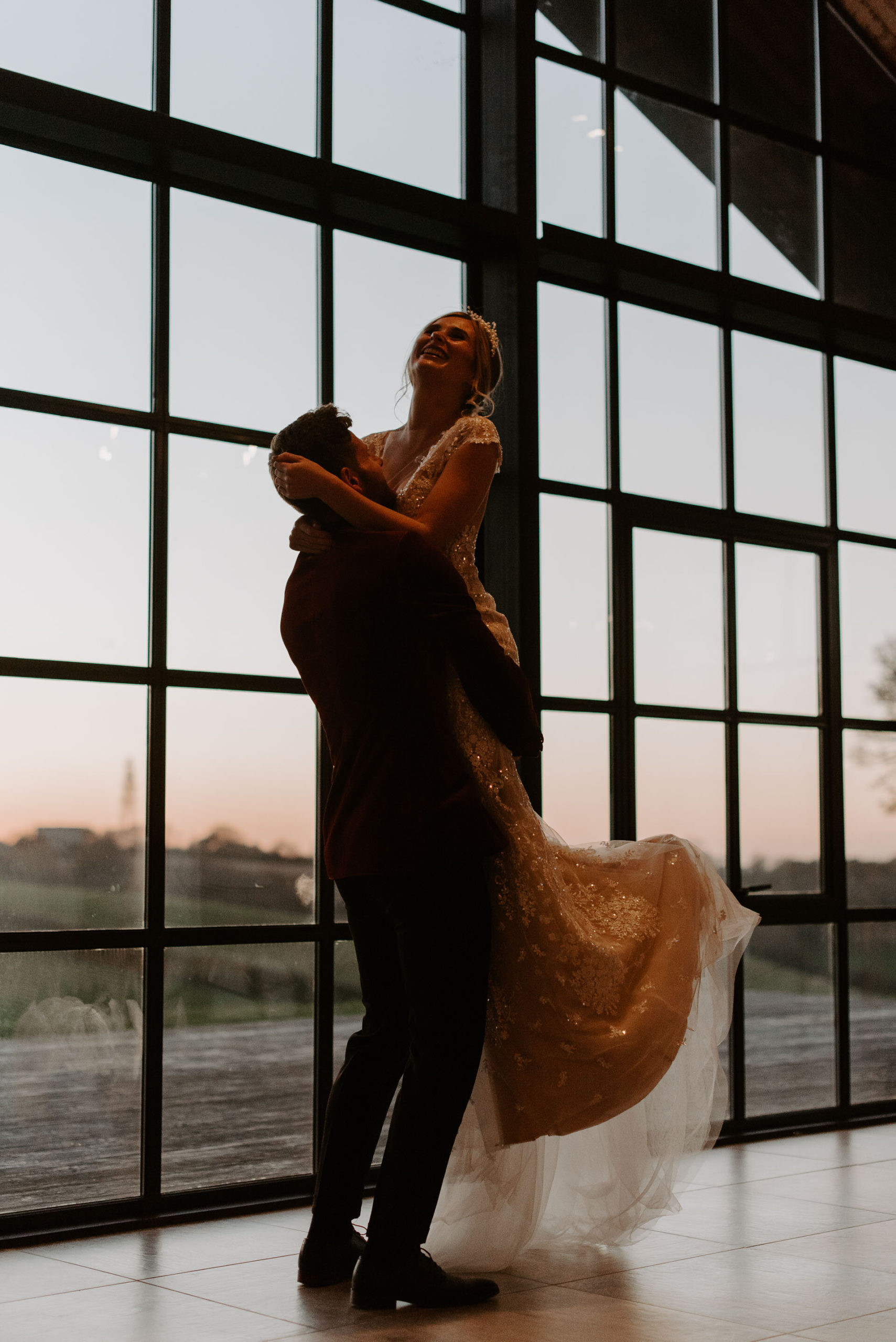 Botley-Hill-Barn-4-November-Laura-Williams-Photography-306.jpg