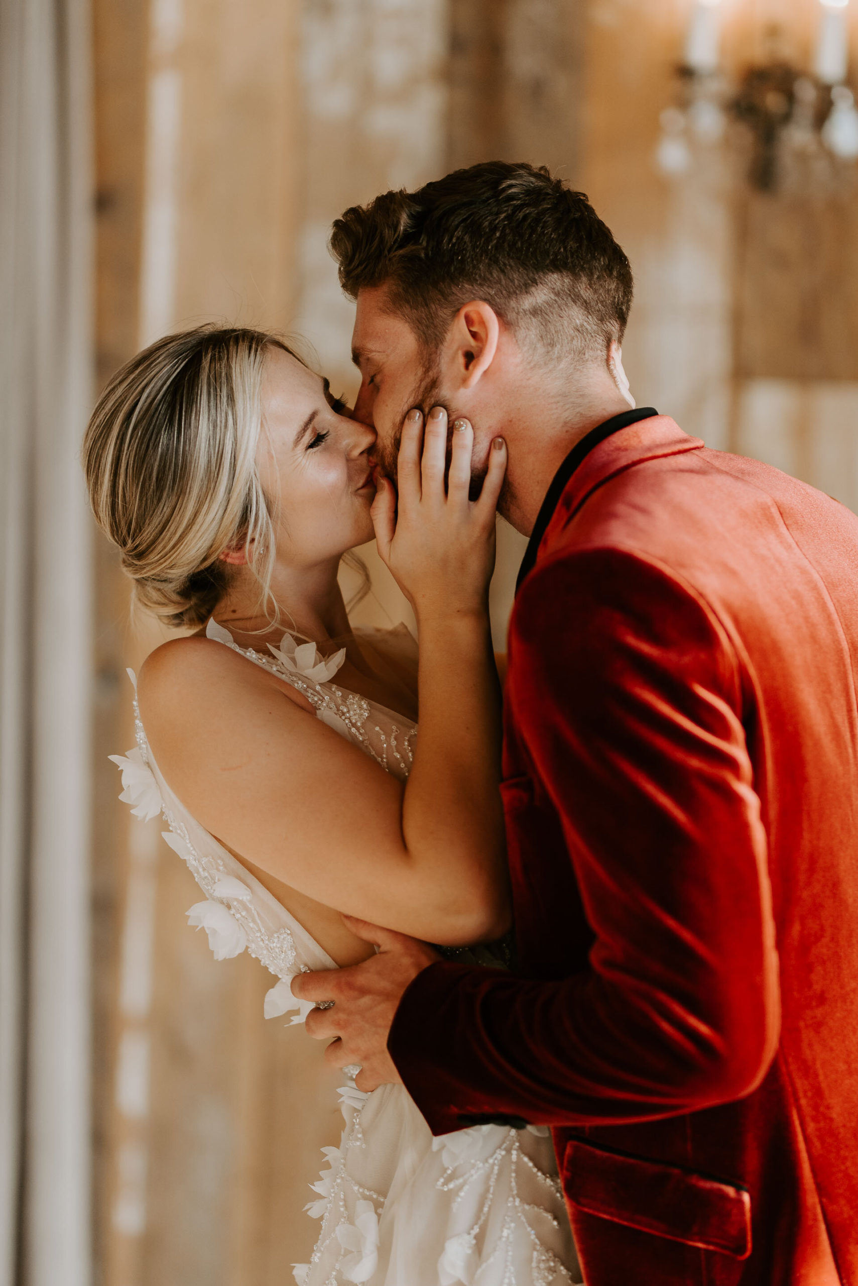 Botley-Hill-Barn-4-November-Laura-Williams-Photography-92.jpg