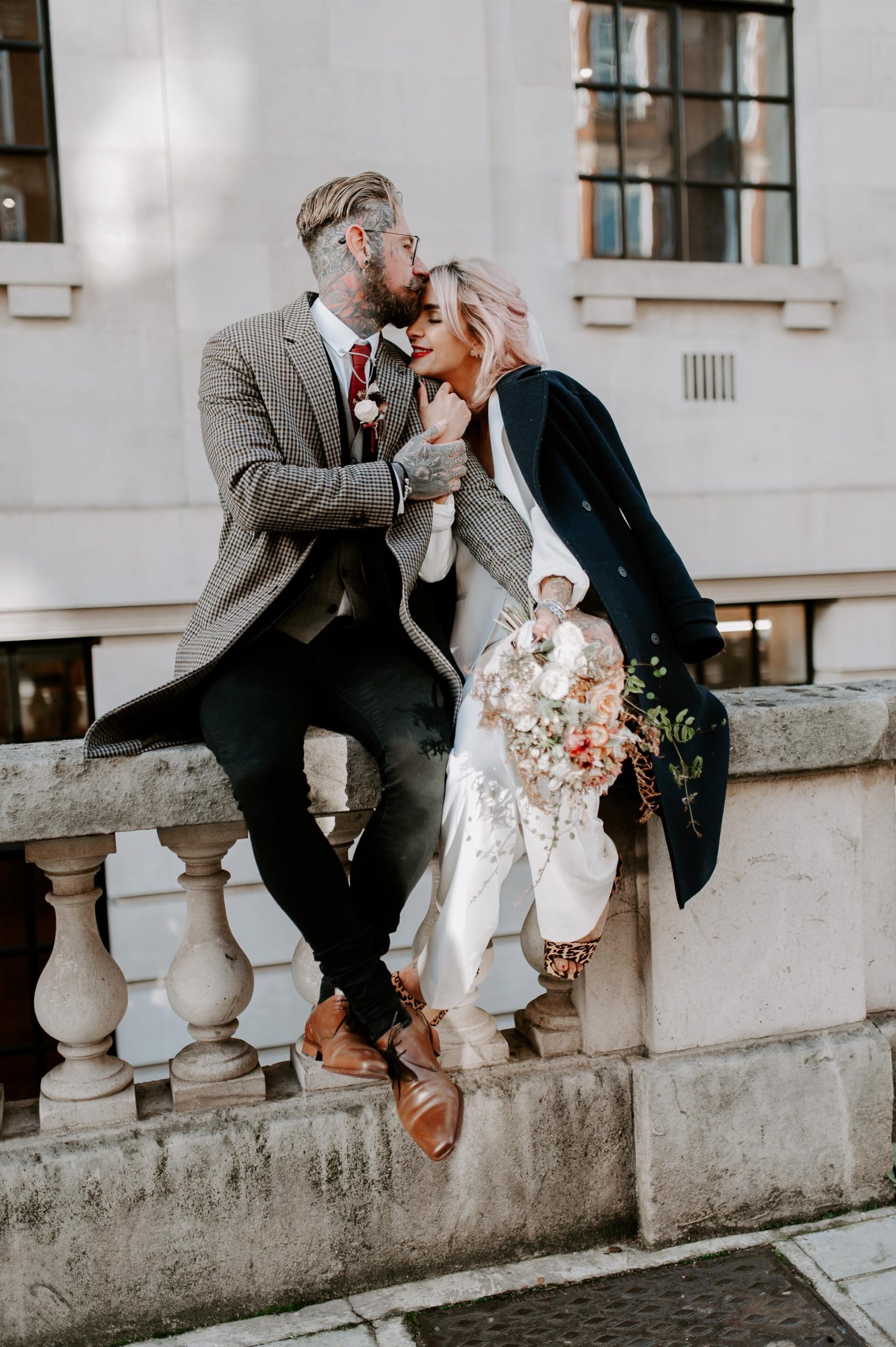 London Elopment - Laura Williams Photography - 1.jpg