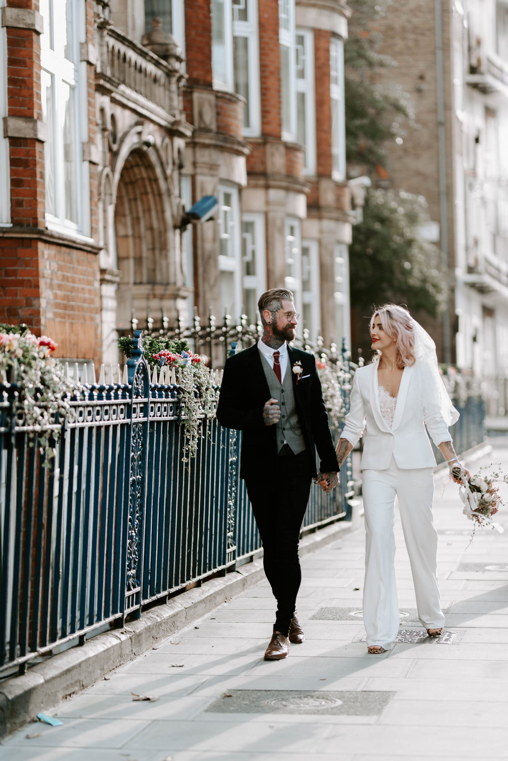 London Elopment - Laura Williams Photography - 40.jpg