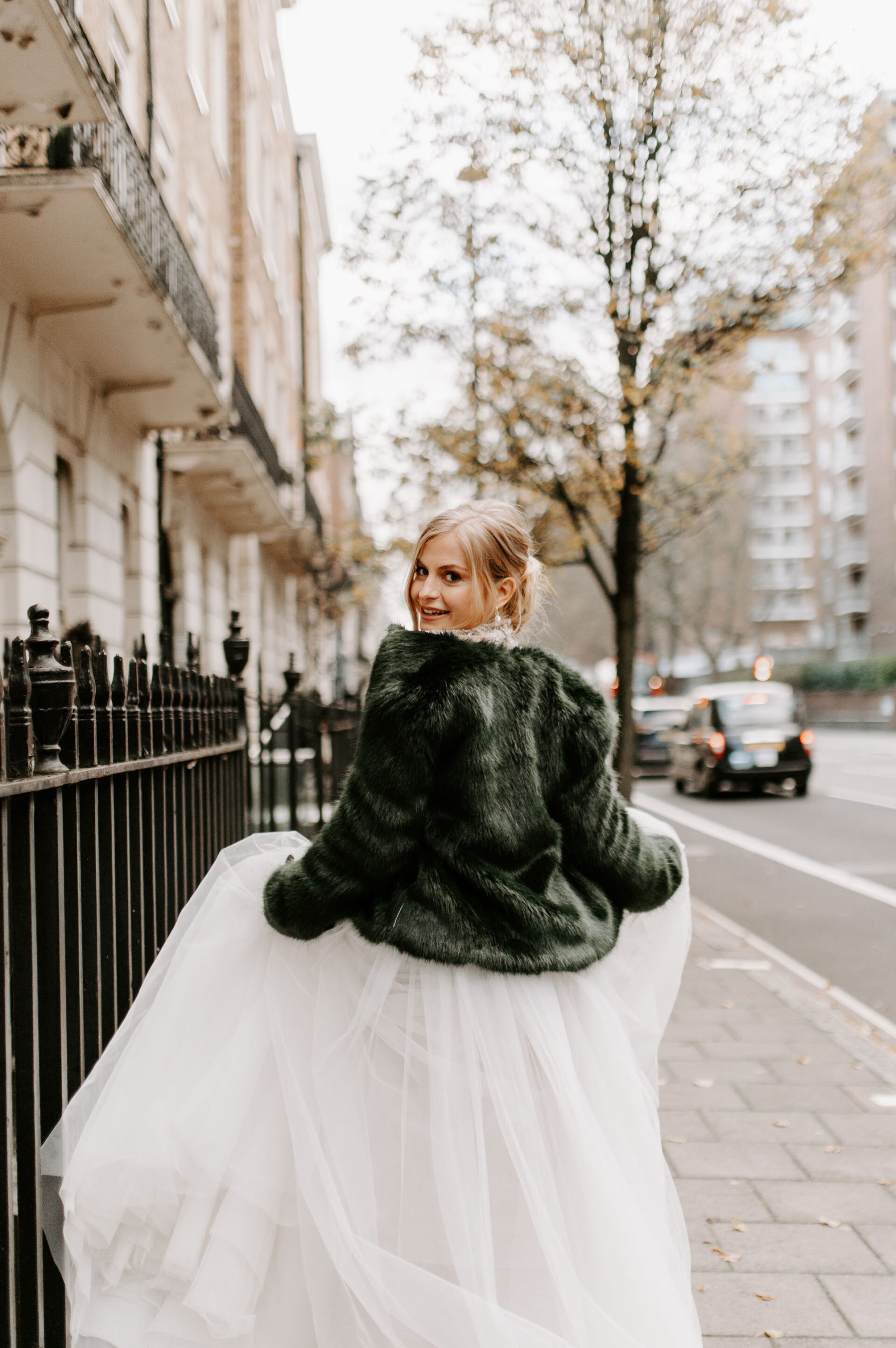 London Bridal Shoot - Laura Williams Photography - 34b.jpg