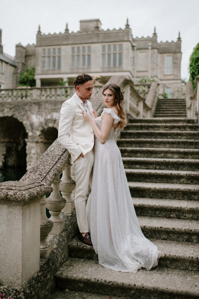 couple on steps at euridge manor