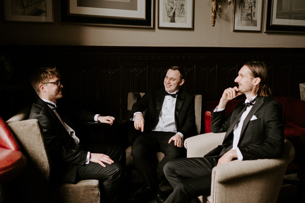 groom with groomsmen at tortworth court